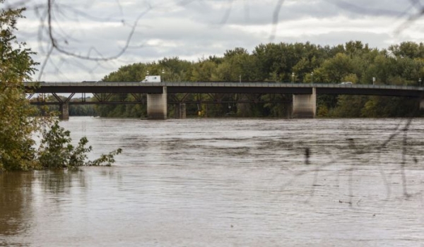 This is Why They Protest — Pipeline Owned By People Behind DAPL Just Spilled 55,000 Gallons Of Gasoline Into Pristine River